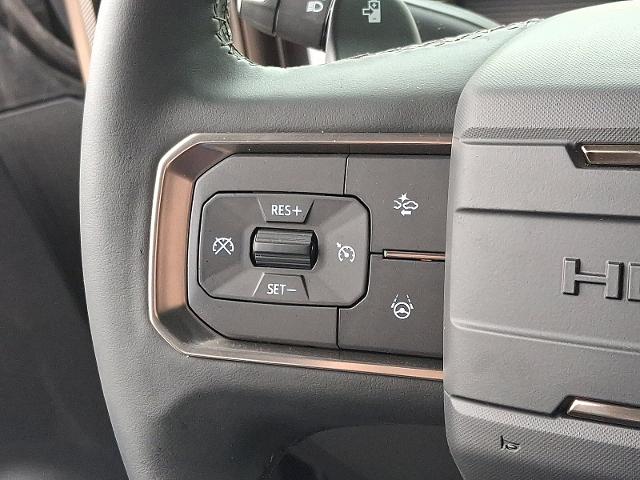 2025 GMC HUMMER EV Pickup Vehicle Photo in TREVOSE, PA 19053-4984