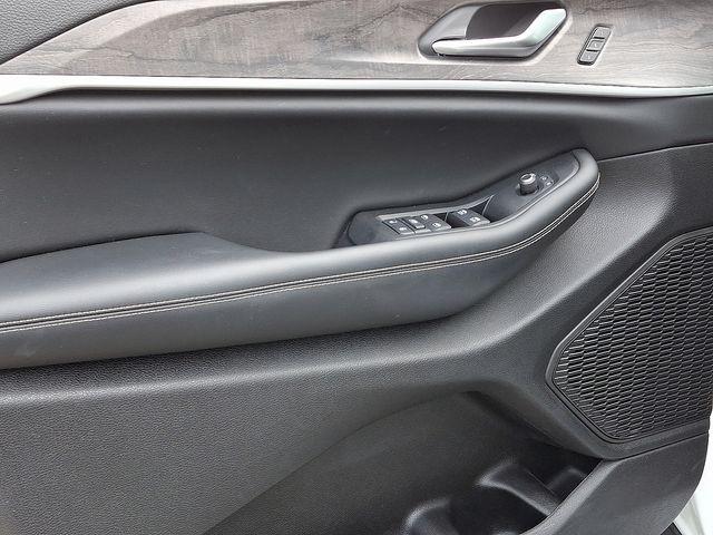 2023 Jeep Grand Cherokee Vehicle Photo in DANBURY, CT 06810-5034