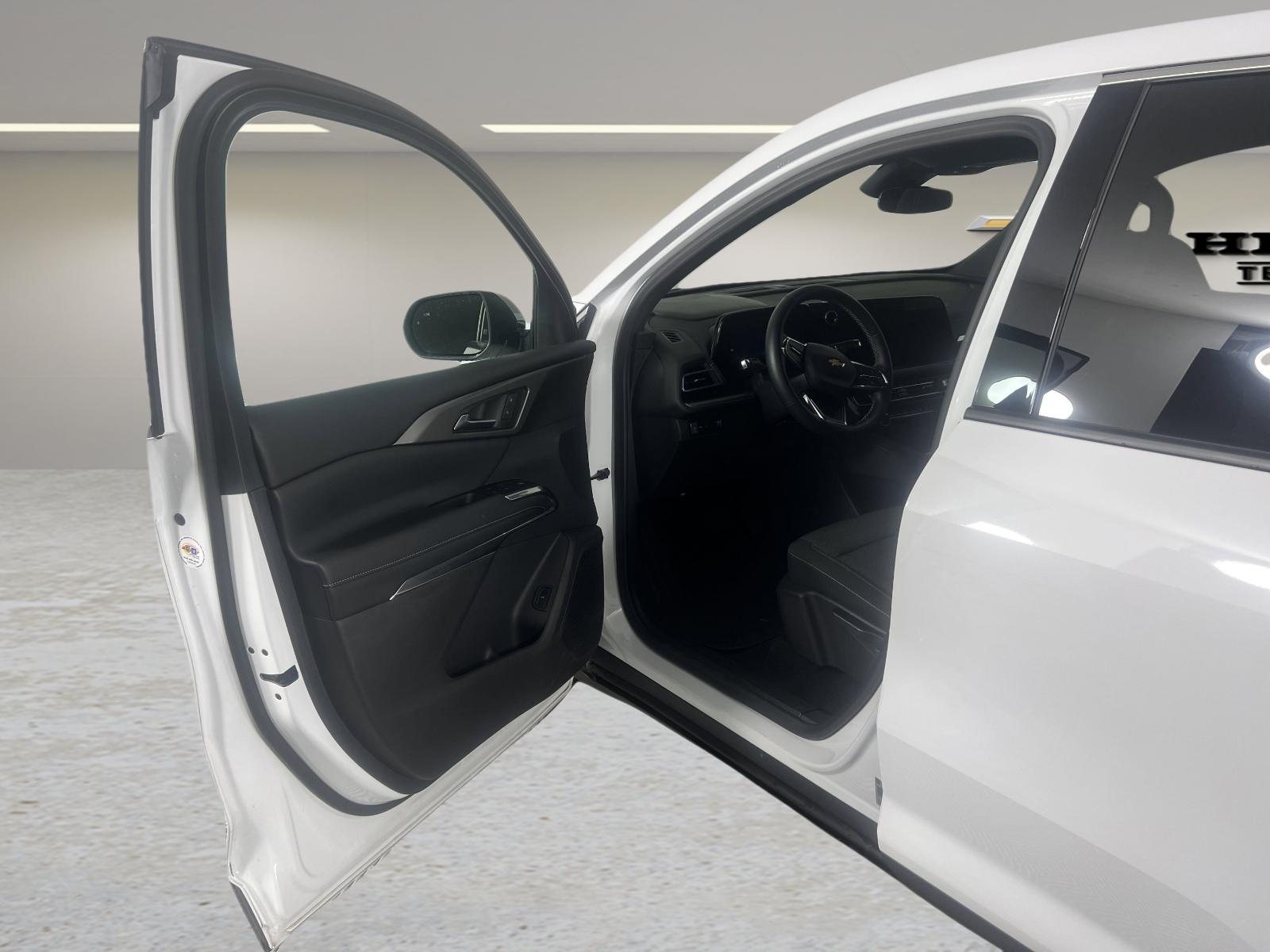2024 Chevrolet Traverse Vehicle Photo in GEORGETOWN, TX 78626-7508