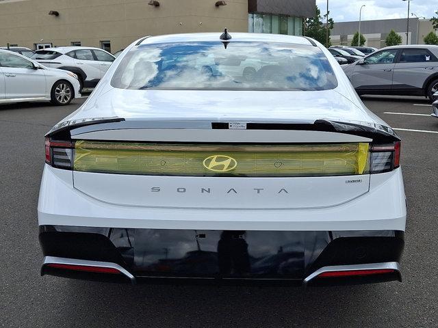 2025 Hyundai SONATA Hybrid Vehicle Photo in Philadelphia, PA 19116