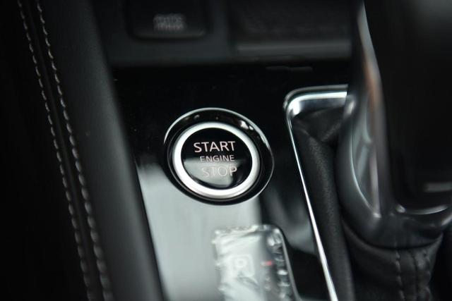 2024 Nissan Kicks Vehicle Photo in Ballwin, MO 63011