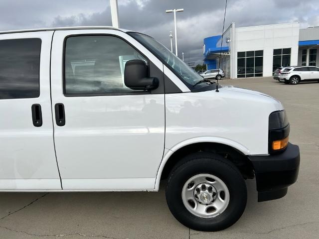 Used 2022 Chevrolet Express Passenger LS with VIN 1GAZGNFP1N1270899 for sale in Texarkana, TX