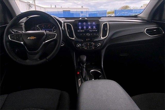 2022 Chevrolet Equinox Vehicle Photo in TOPEKA, KS 66609-0000