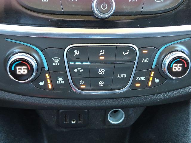 2021 Chevrolet Traverse Vehicle Photo in CROSBY, TX 77532-9157