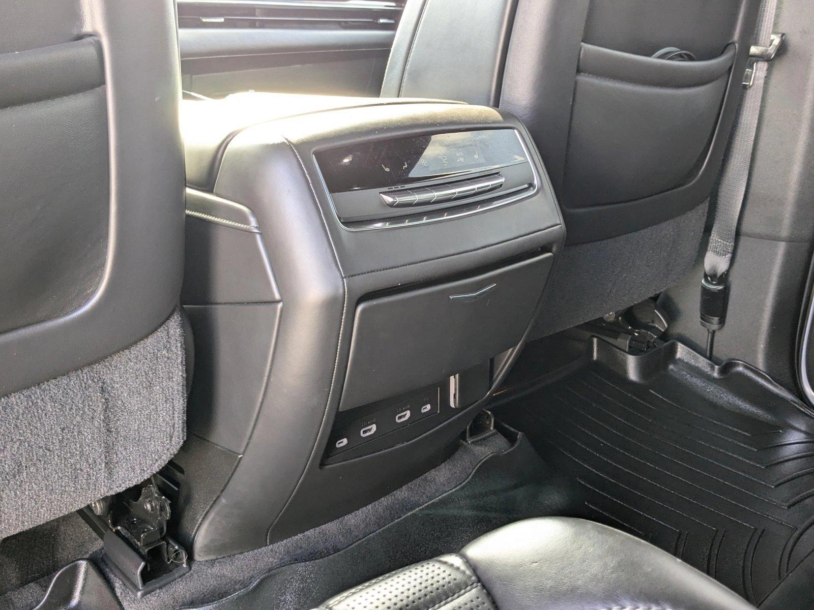 2021 Cadillac Escalade Vehicle Photo in CORPUS CHRISTI, TX 78412-4902