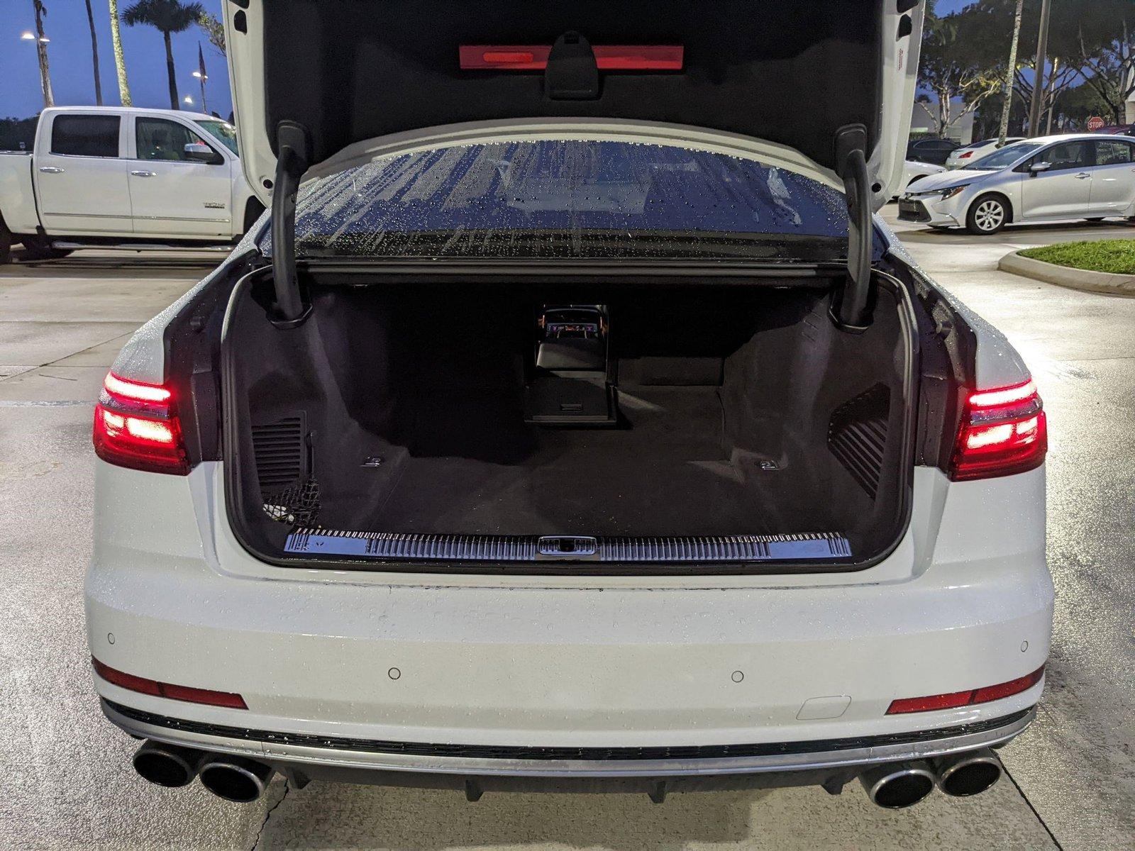 2020 Audi S8 Vehicle Photo in Davie, FL 33331