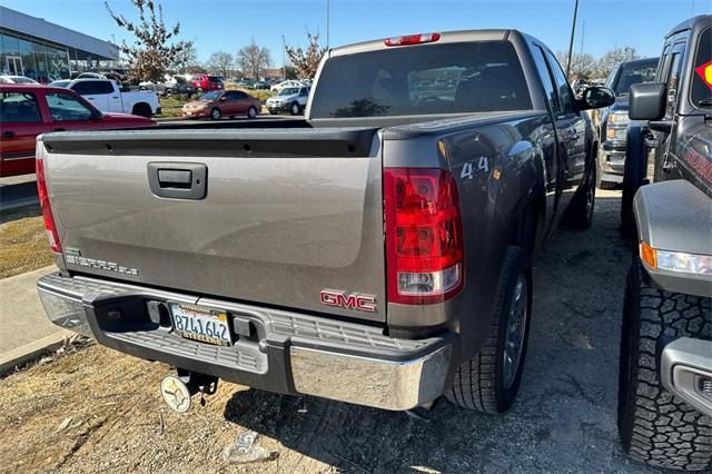 2011 GMC Sierra 1500 Vehicle Photo in ELK GROVE, CA 95757-8703