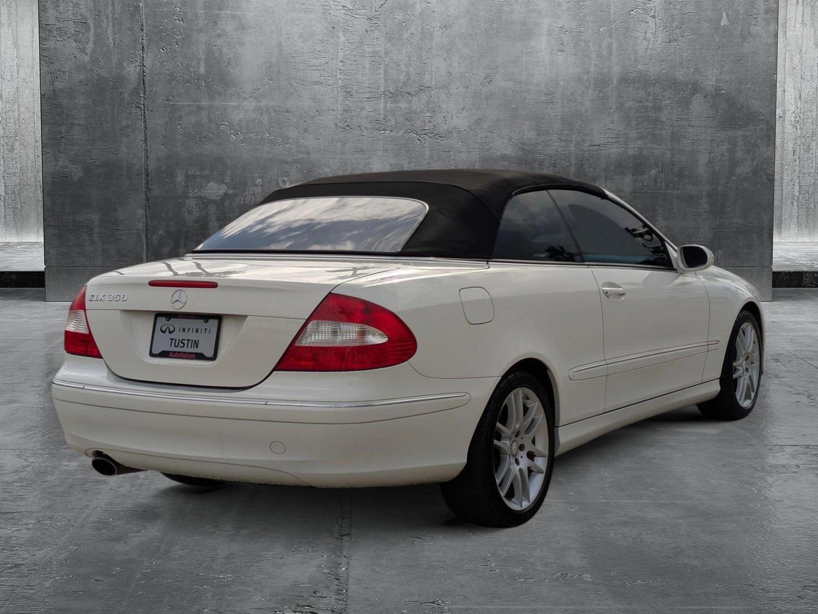 2009 Mercedes-Benz CLK-Class Vehicle Photo in Tustin, CA 92782