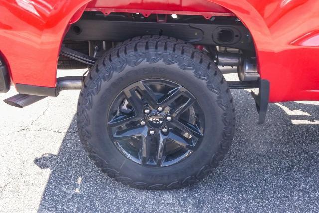 2025 Chevrolet Silverado 1500 Vehicle Photo in VENTURA, CA 93003-8585