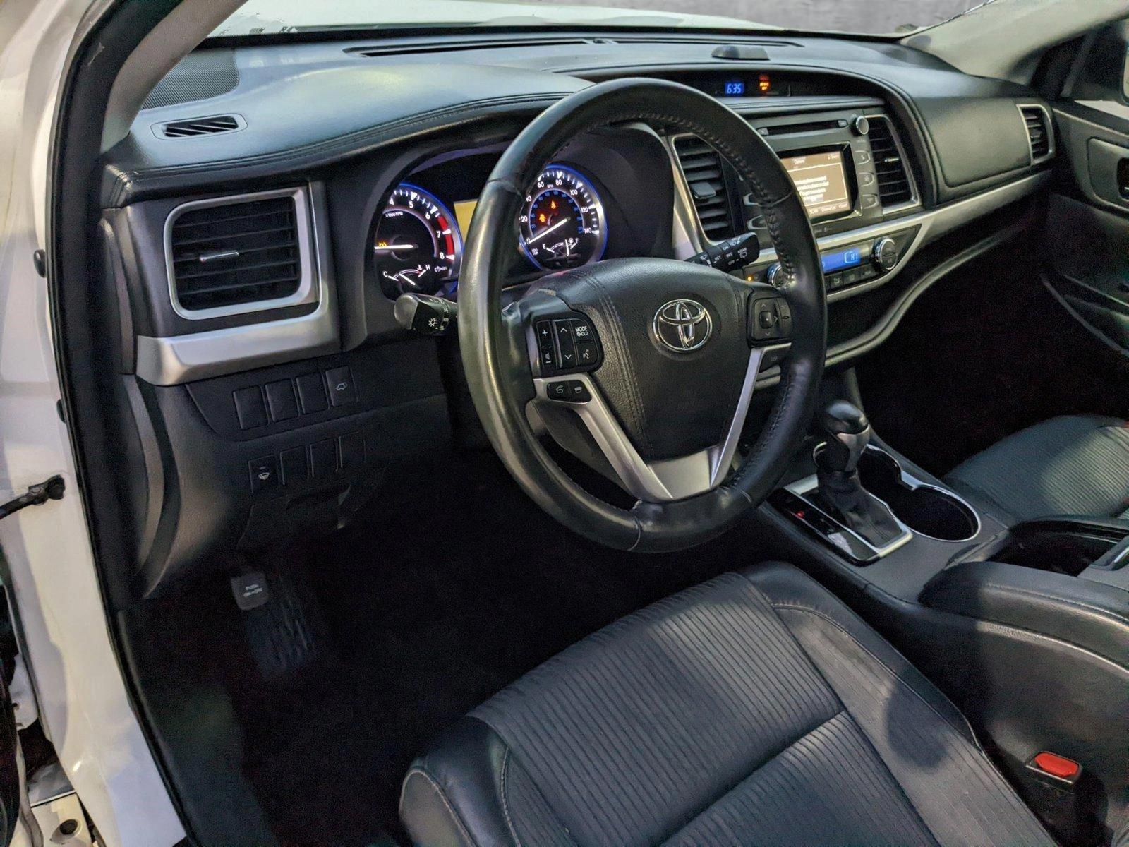 2015 Toyota Highlander Vehicle Photo in Davie, FL 33331