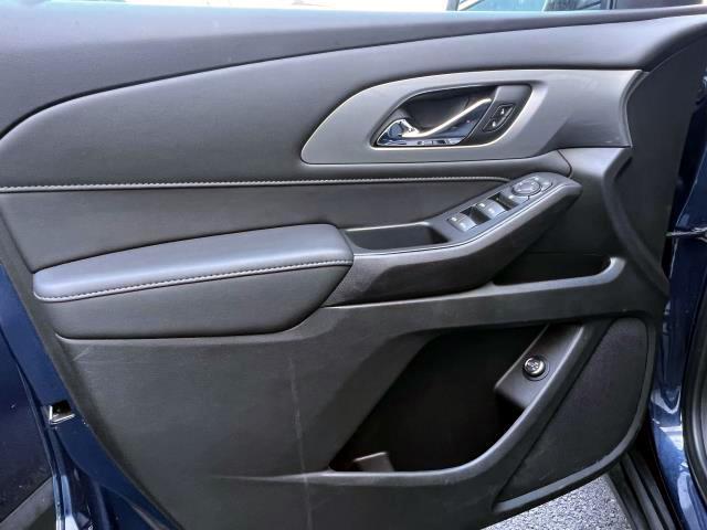 2022 Chevrolet Traverse Vehicle Photo in Roslyn, NY 11576