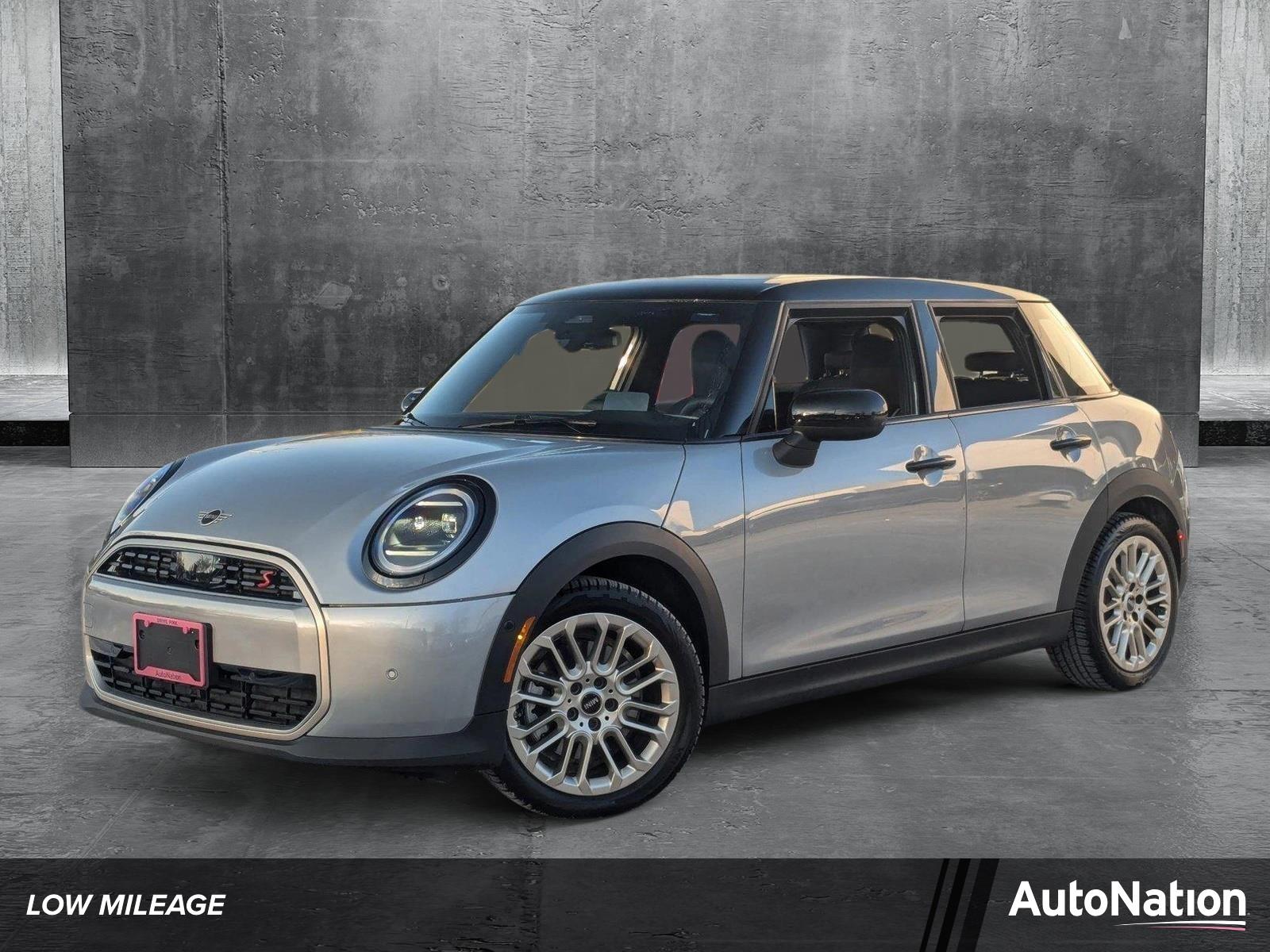 2025 MINI Cooper S Hardtop 4 Door Vehicle Photo in Towson, MD 21204