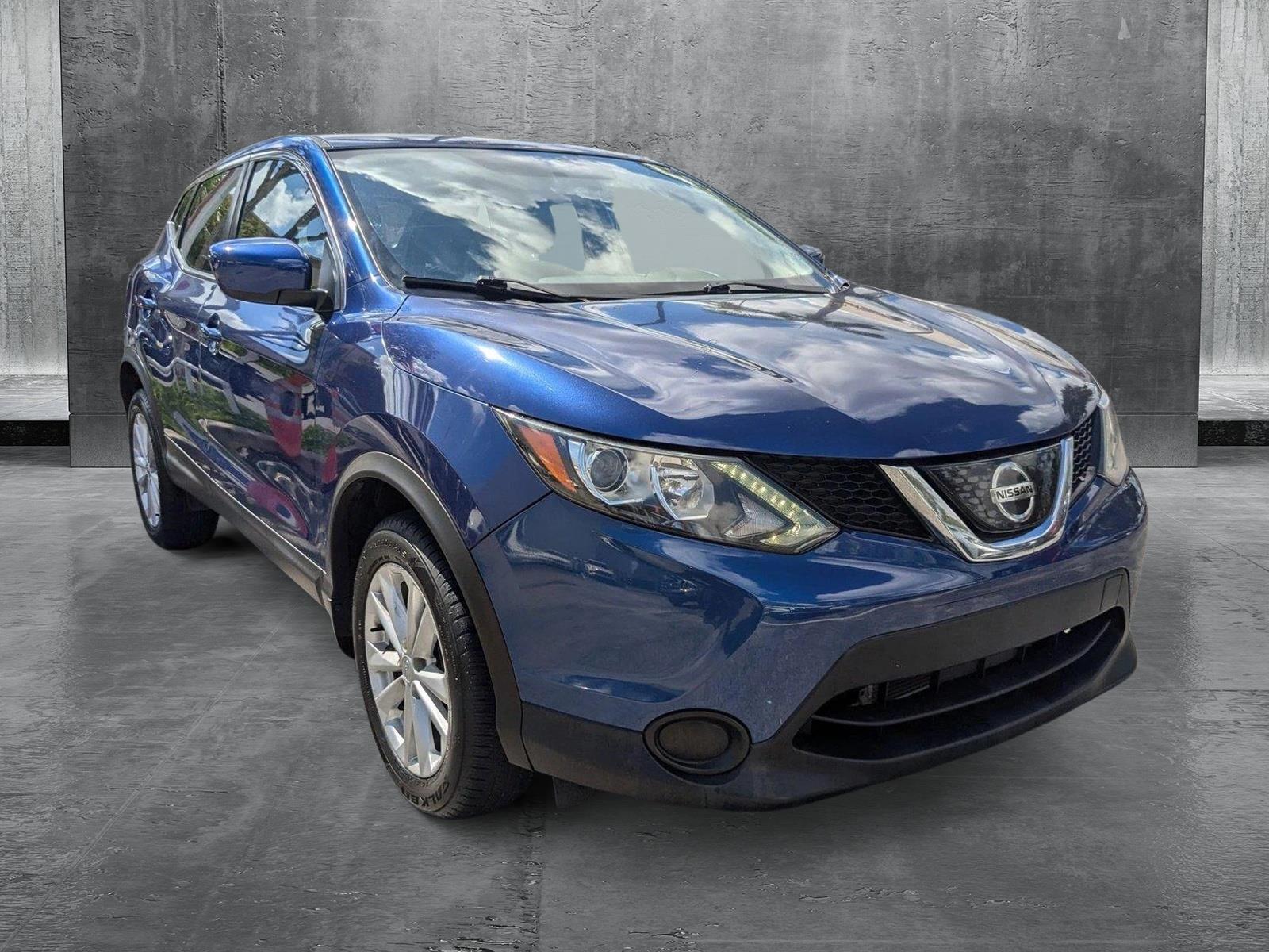 2018 Nissan Rogue Sport Vehicle Photo in Miami, FL 33135