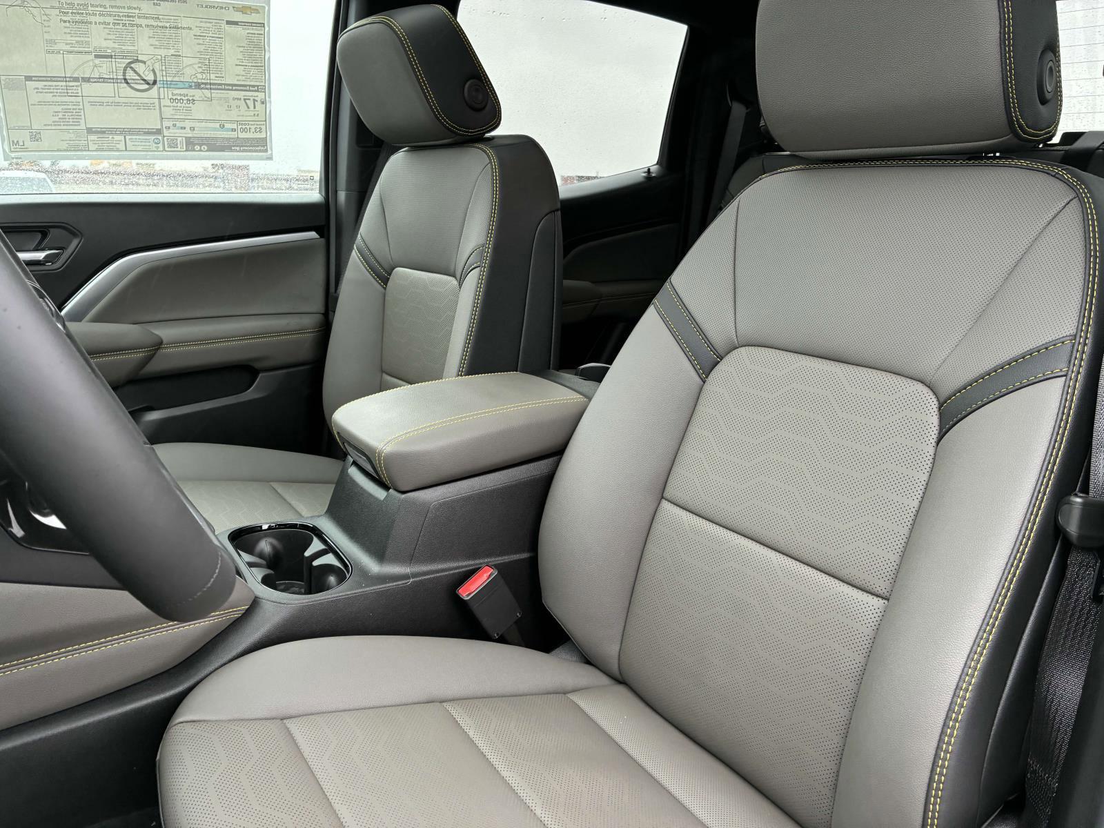 2025 Chevrolet Colorado Vehicle Photo in LOS ANGELES, CA 90007-3794