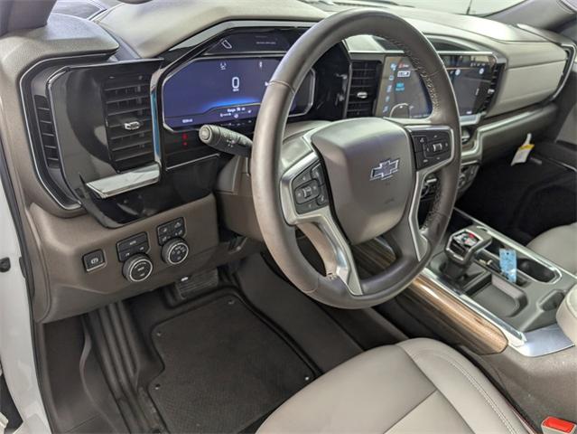 2024 Chevrolet Silverado 1500 Vehicle Photo in ENGLEWOOD, CO 80113-6708