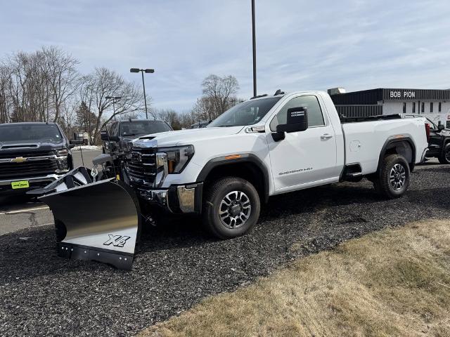 2025 GMC Sierra 3500HD Vehicle Photo in CHICOPEE, MA 01020-5001