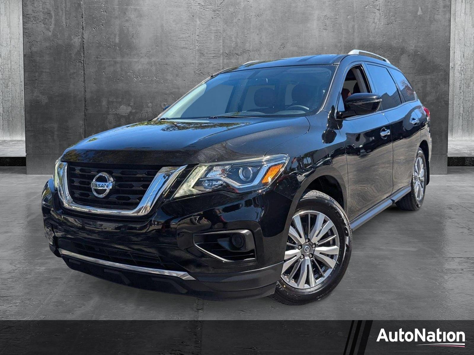 2019 Nissan Pathfinder Vehicle Photo in Miami, FL 33135