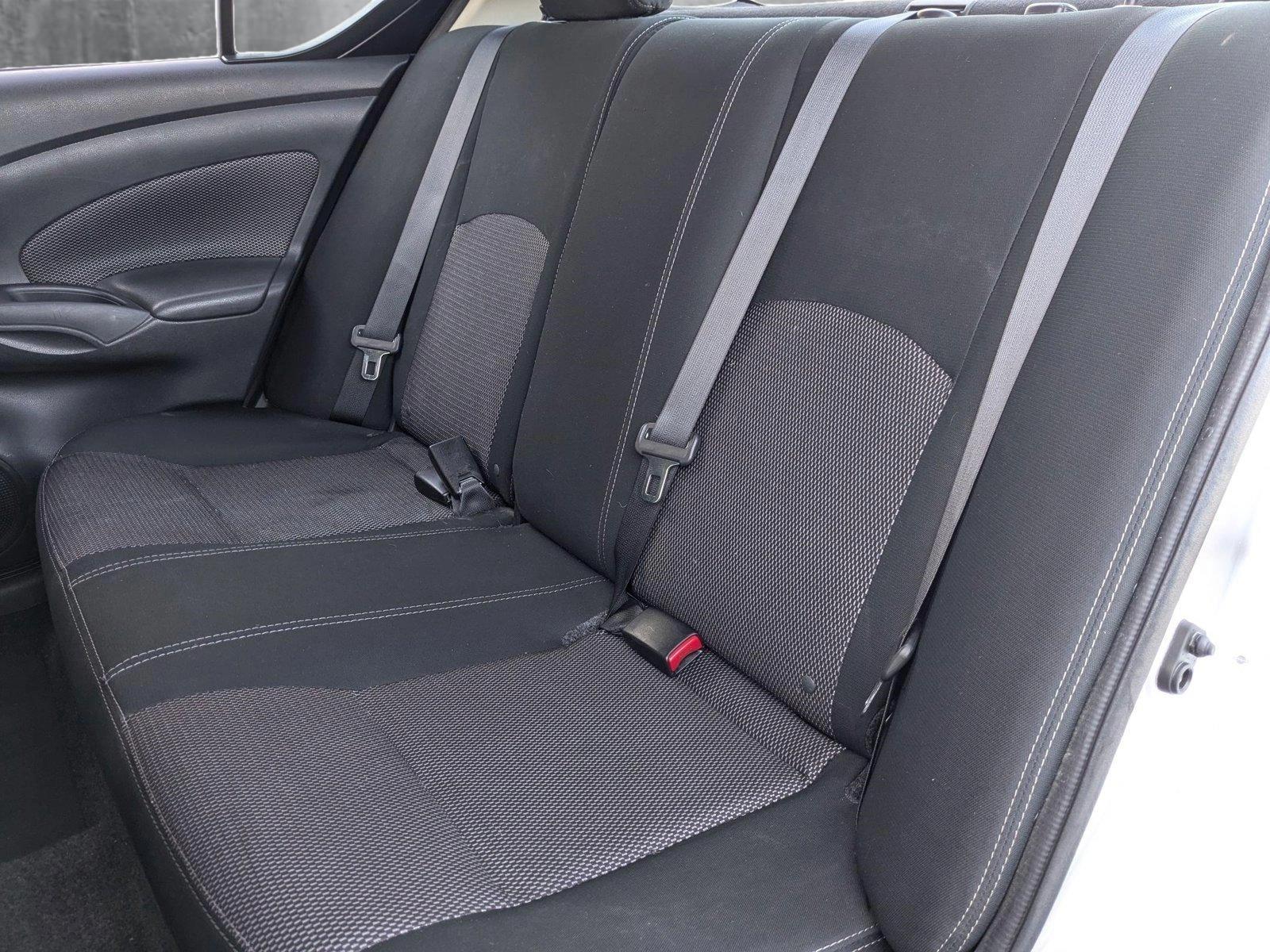 2019 Nissan Versa Sedan Vehicle Photo in VALENCIA, CA 91355-1705