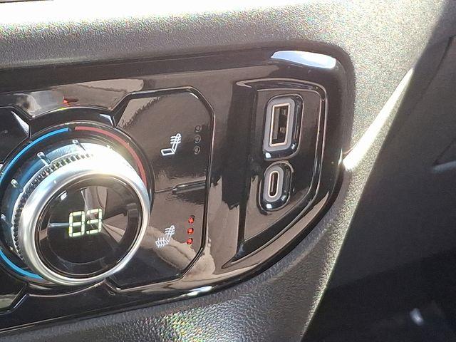 2023 GMC Sierra 1500 Vehicle Photo in PAWLING, NY 12564-3219