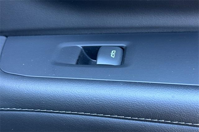 2023 Chevrolet Suburban Vehicle Photo in ELK GROVE, CA 95757-8703