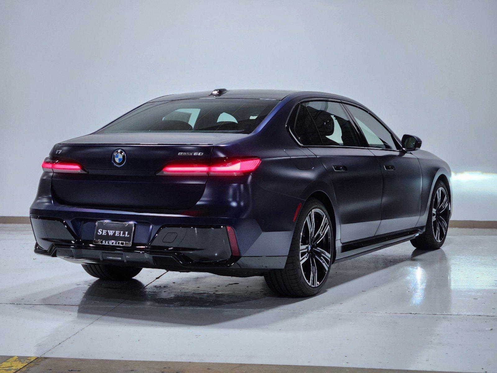 2025 BMW i7 Vehicle Photo in GRAPEVINE, TX 76051