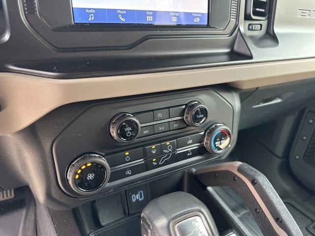 2021 Ford Bronco Vehicle Photo in Webster, MA 01570-1415