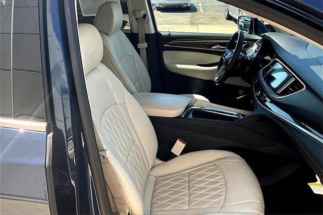 2024 Buick Enclave Vehicle Photo in TOPEKA, KS 66609-0000