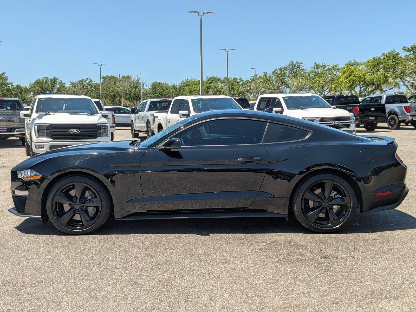 2022 Ford Mustang Vehicle Photo in St. Petersburg, FL 33713