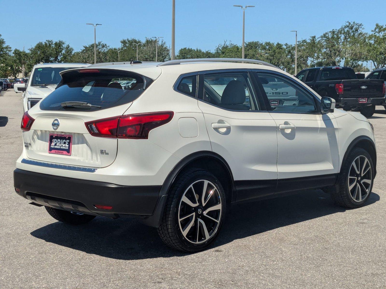 2018 Nissan Rogue Sport Vehicle Photo in St. Petersburg, FL 33713