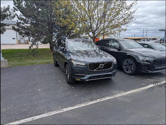 2019 Volvo XC90 Vehicle Photo in Appleton, WI 54913