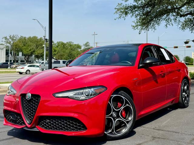 2022 Alfa Romeo Giulia Vehicle Photo in DALLAS, TX 75209-3016