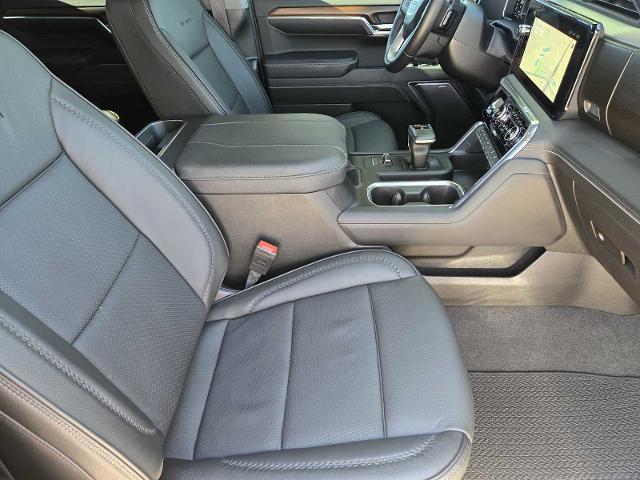 2024 GMC Sierra 1500 Vehicle Photo in DENTON, TX 76210-9321