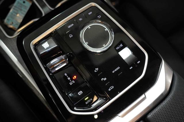 2023 BMW 760i xDrive Vehicle Photo in GRAPEVINE, TX 76051