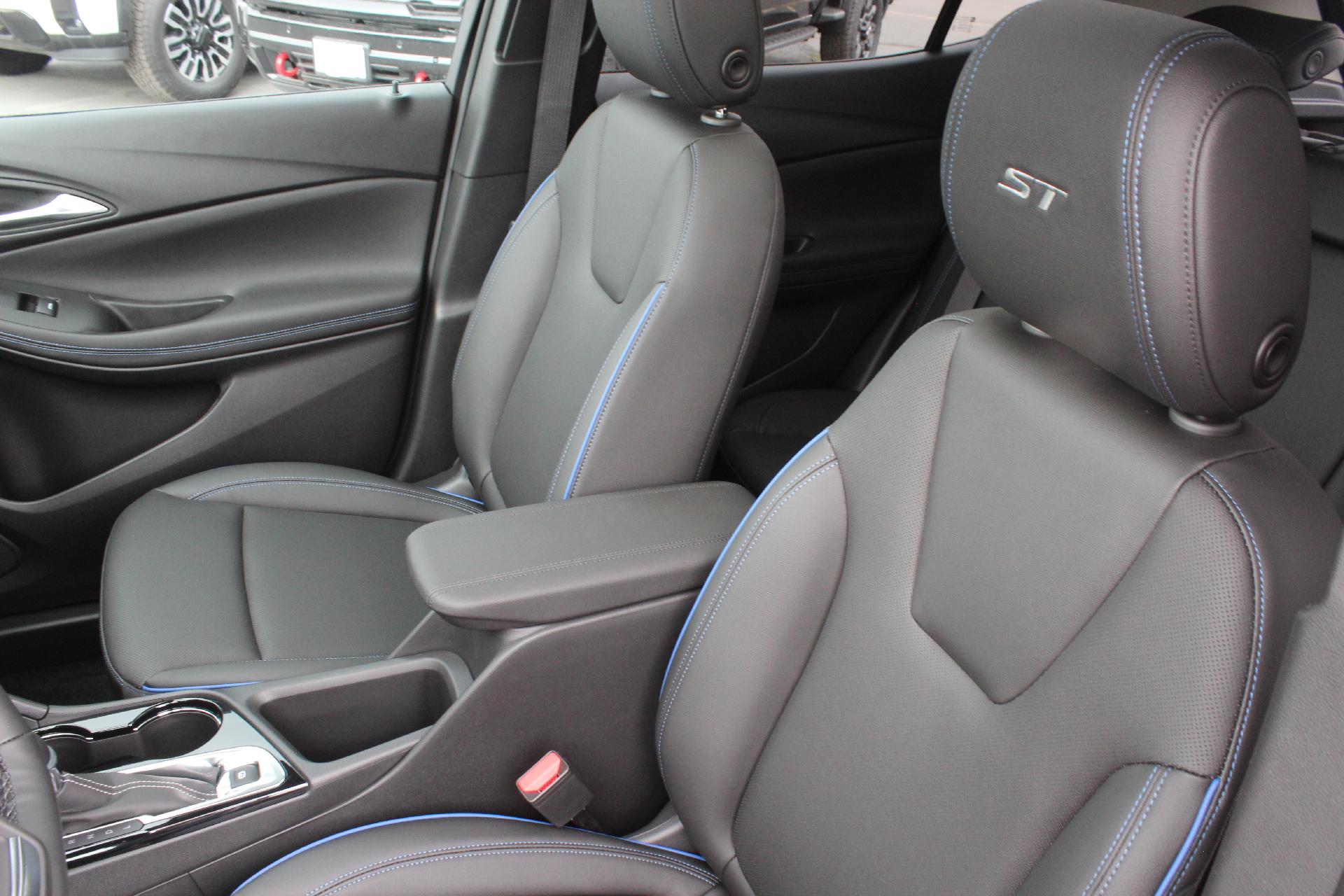 2026 Buick Encore GX Vehicle Photo in AURORA, CO 80012-4011