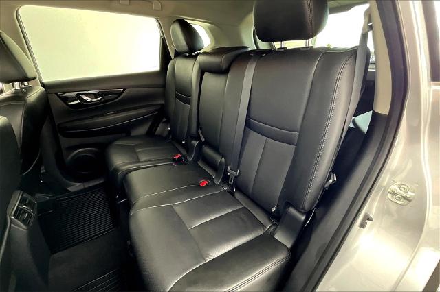 2019 Nissan Rogue Vehicle Photo in Grapevine, TX 76051