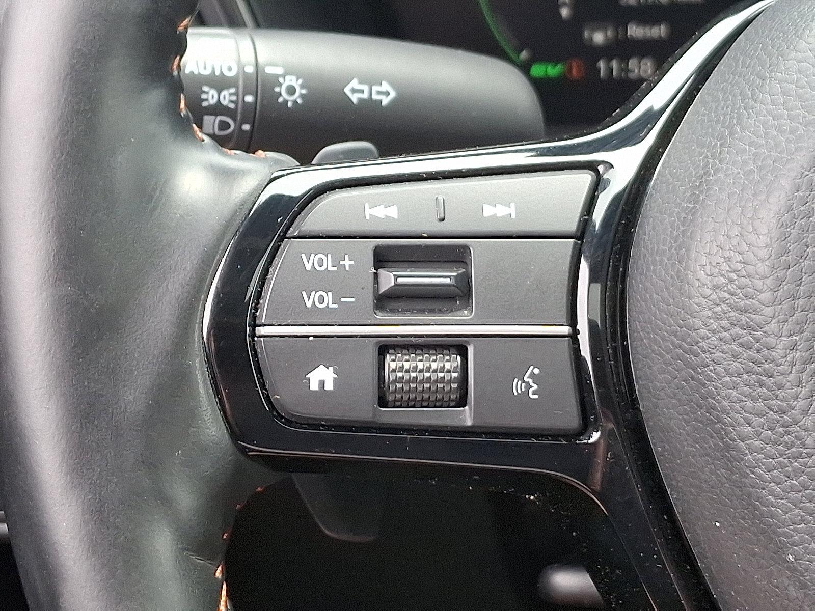 2024 Honda CR-V Hybrid Vehicle Photo in Trevose, PA 19053