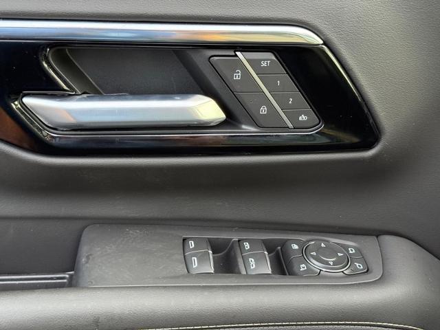 2025 Chevrolet Tahoe Vehicle Photo in COLUMBIA, MO 65203-3903