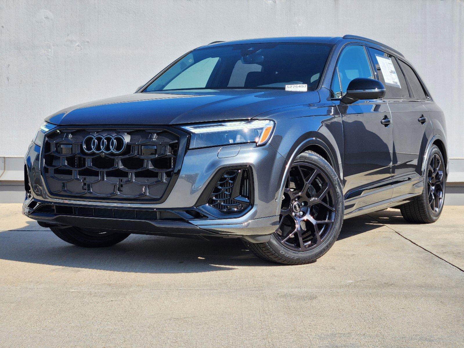 2025 Audi SQ7 Vehicle Photo in SUGAR LAND, TX 77478