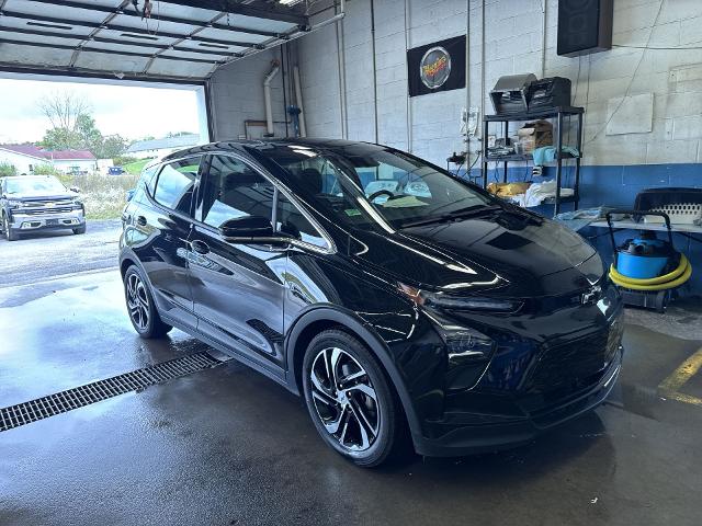 Used 2022 Chevrolet Bolt EV LT with VIN 1G1FW6S02N4100215 for sale in Edinboro, PA