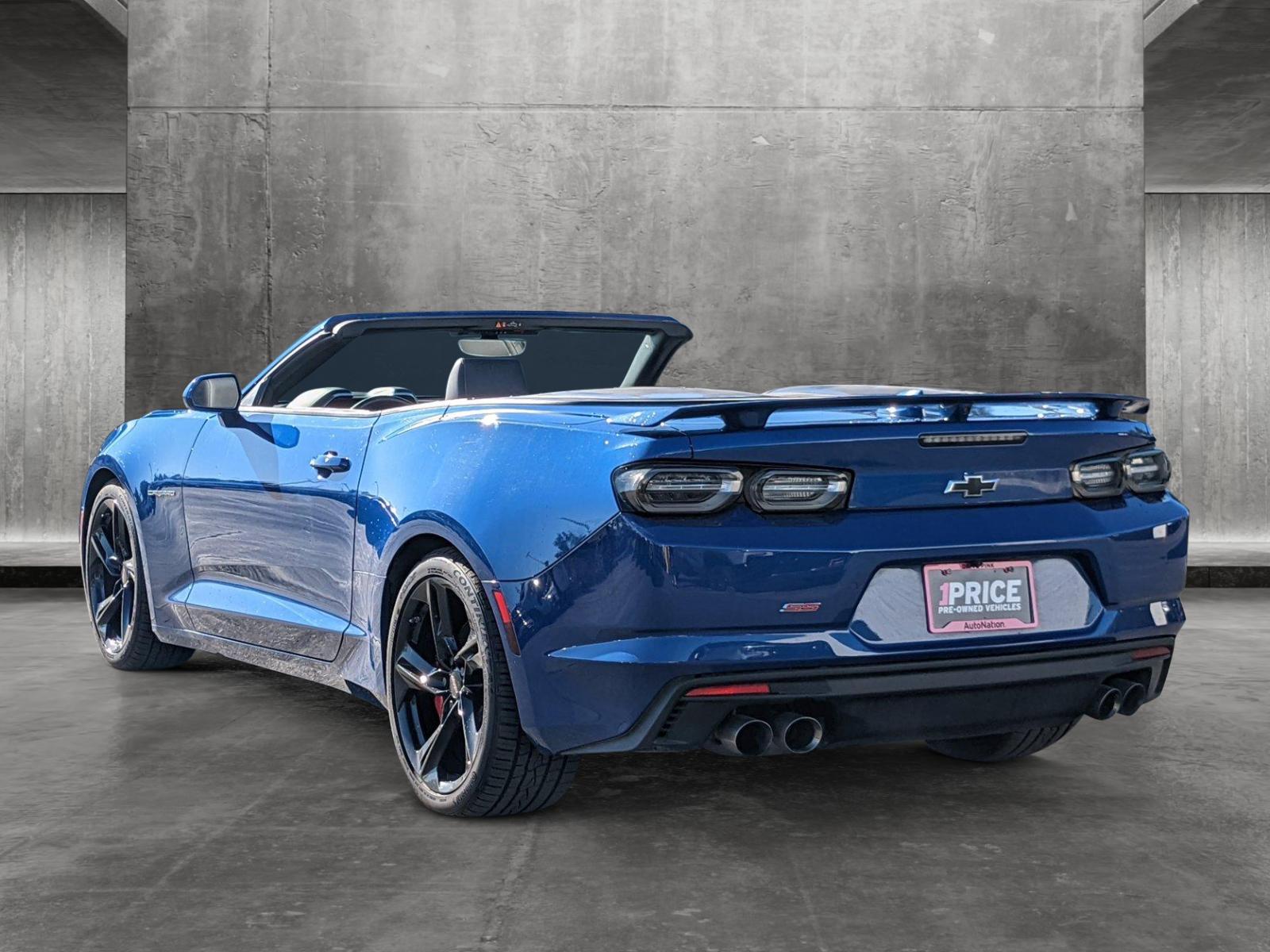 2021 Chevrolet Camaro Vehicle Photo in VALENCIA, CA 91355-1705