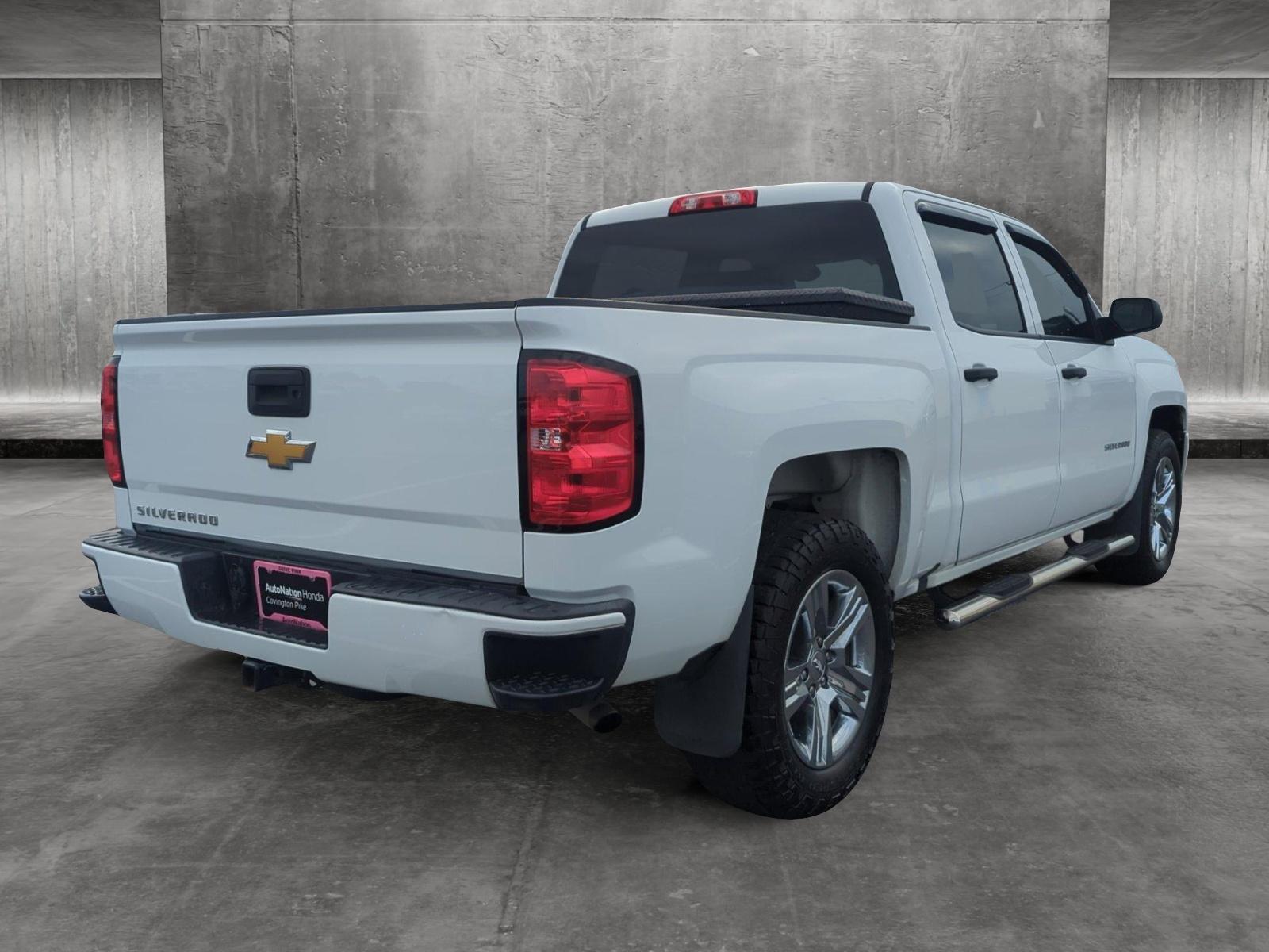 2018 Chevrolet Silverado 1500 Vehicle Photo in Memphis, TN 38128