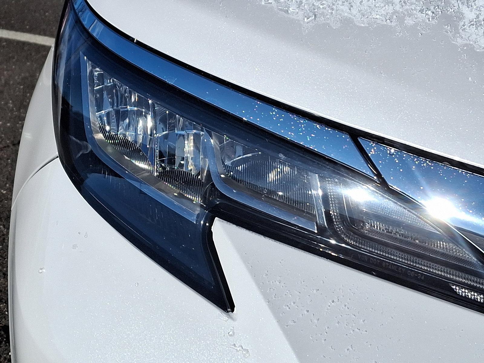 2023 Toyota Sienna Vehicle Photo in Trevose, PA 19053