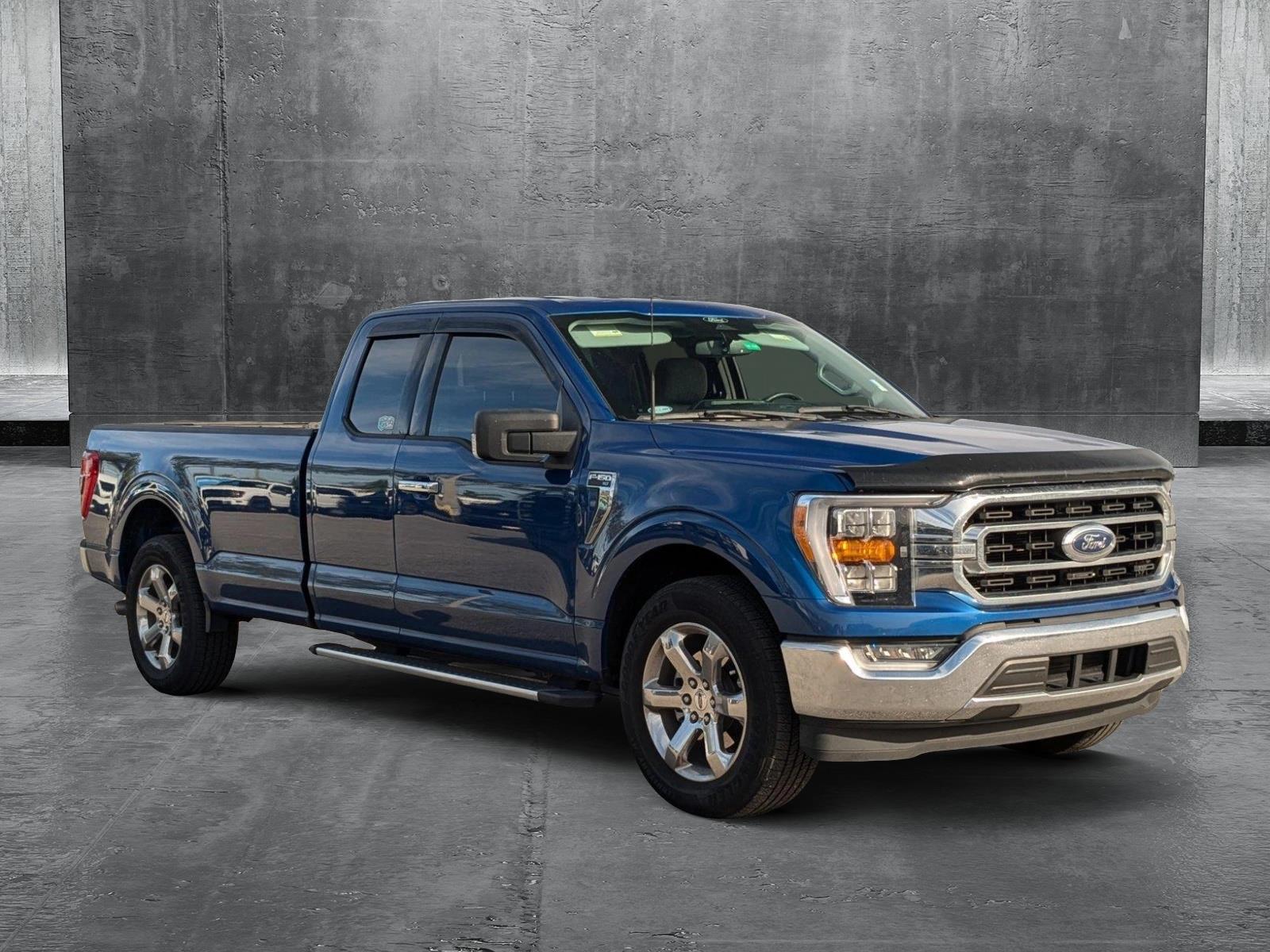 2022 Ford F-150 Vehicle Photo in St. Petersburg, FL 33713