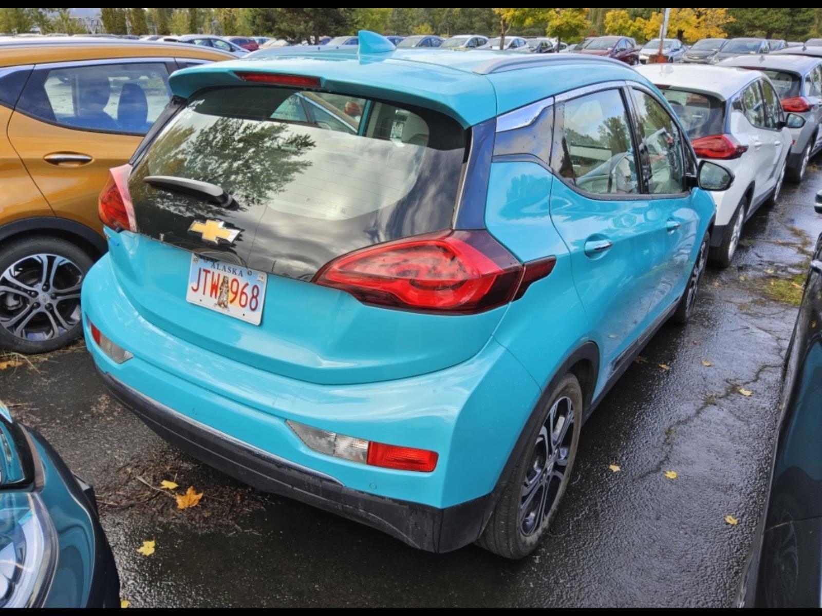 Used 2020 Chevrolet Bolt EV Premier with VIN 1G1FZ6S0XL4136139 for sale in Enumclaw, WA