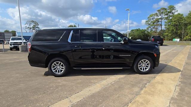 2022 Chevrolet Suburban Vehicle Photo in CROSBY, TX 77532-9157