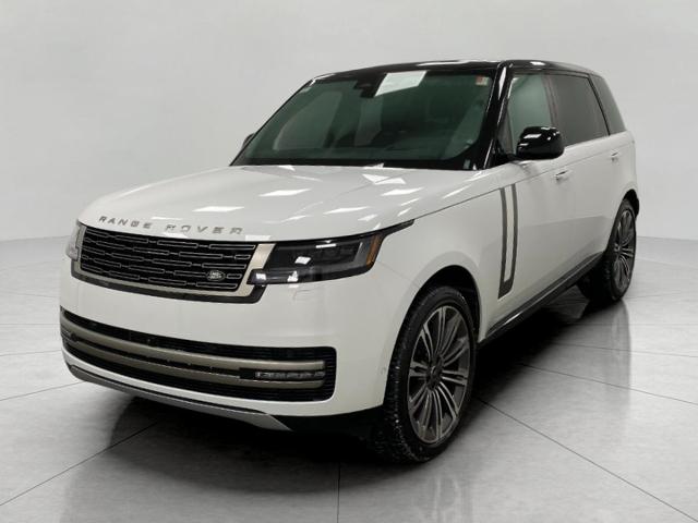 2025 Range Rover Vehicle Photo in Appleton, WI 54913