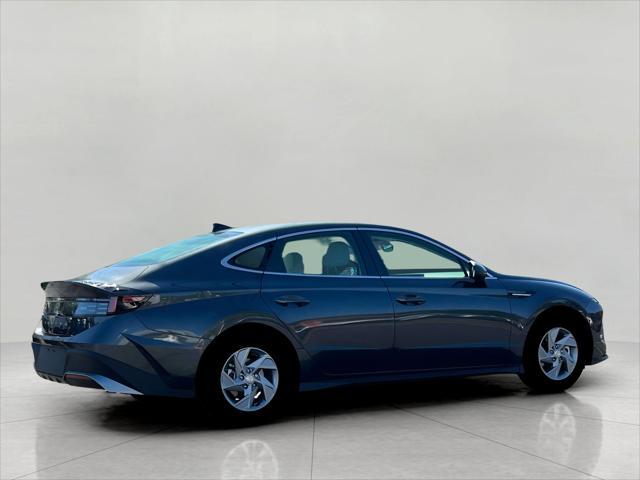 2025 Hyundai SONATA Vehicle Photo in Green Bay, WI 54304