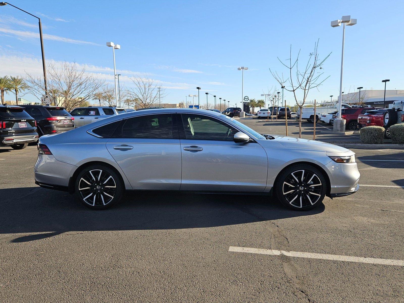 2024 Honda Accord Hybrid Vehicle Photo in GILBERT, AZ 85297-0446