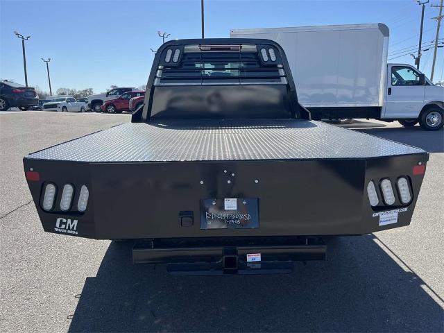 2025 Chevrolet Silverado 3500 HD Chassis Cab Vehicle Photo in ALCOA, TN 37701-3235