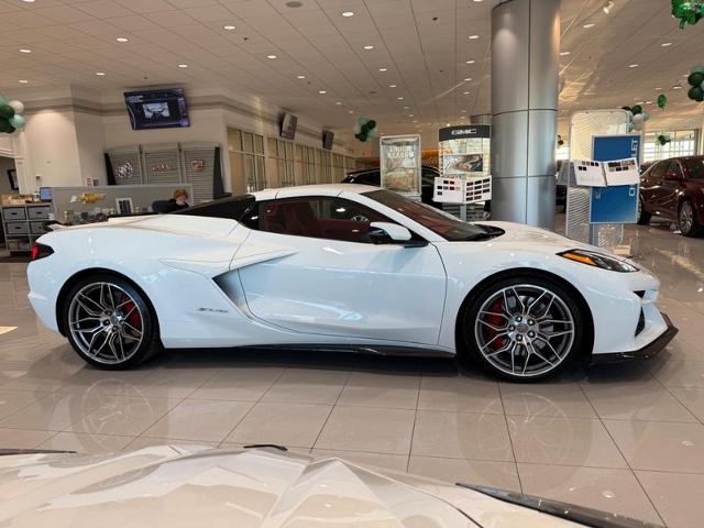 2024 Chevrolet Corvette Vehicle Photo in COLUMBIA, MO 65203-3903